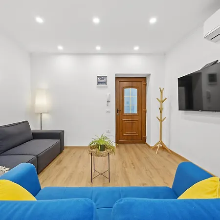 Old Tower Center 2 Apartment Pula