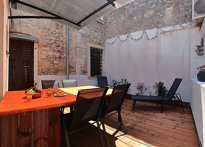 Apartamento Old Tower Center 2