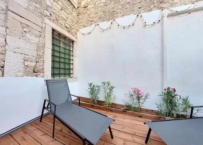 Old Tower Center 2 Apartman Pula