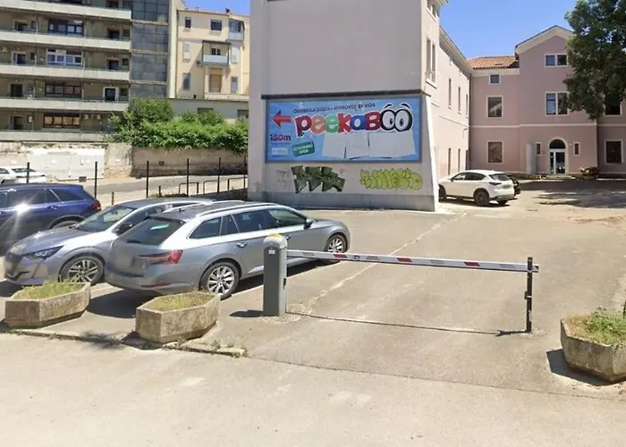 Old Tower Center 2 *